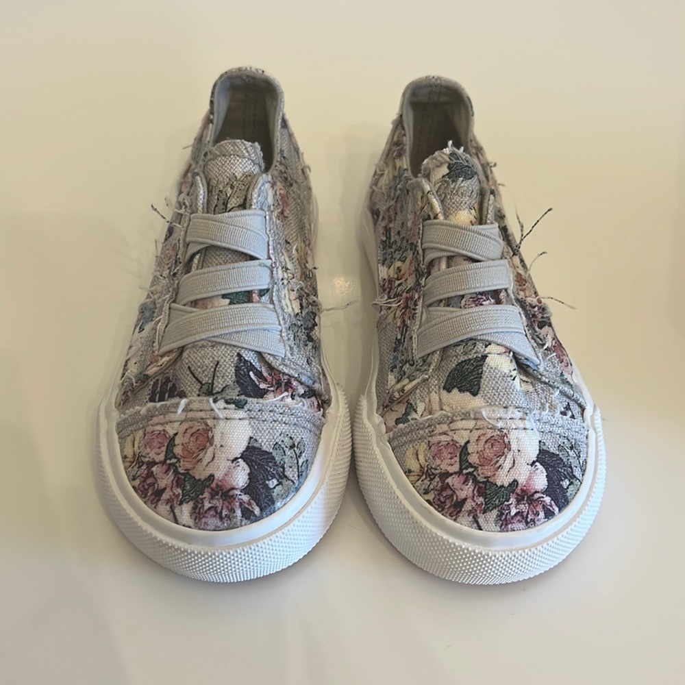 Toddler floral sneakers - Never worn